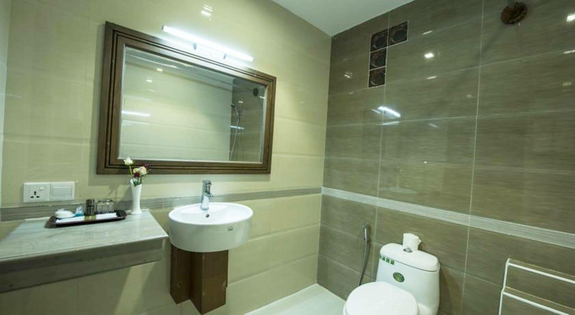 Sky View Hotel Bagan Exterior photo